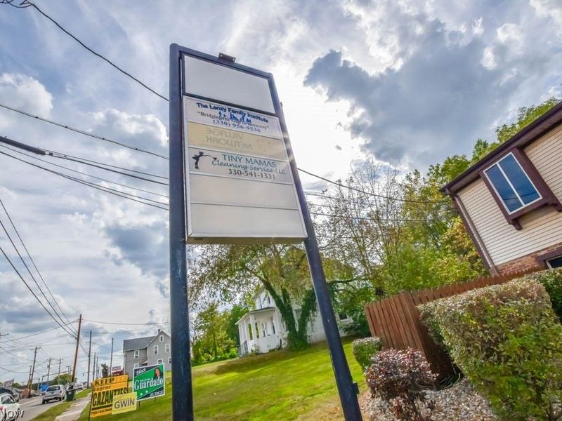 3757 Cleveland Avenue NW, Unit 202, Canton, OH 44709 Photo 6
