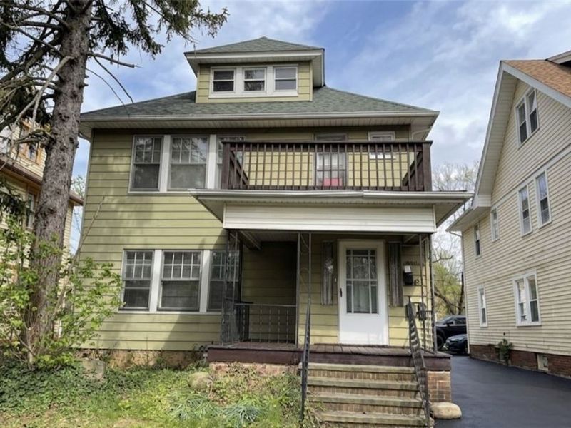 2201 Oakdale Road, Cleveland Heights, OH 44118 Photo 1