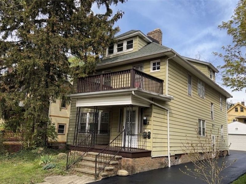2201 Oakdale Road, Cleveland Heights, OH 44118 Photo 2