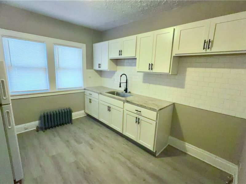 2201 Oakdale Road, Cleveland Heights, OH 44118 Photo 4