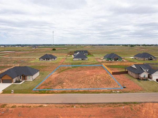 25233 Ethan Street, Cashion, OK 73016