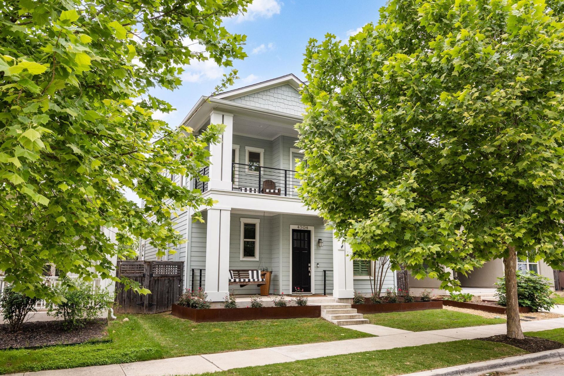 4504 Kocurek St, Austin, TX 78723 Main Photo