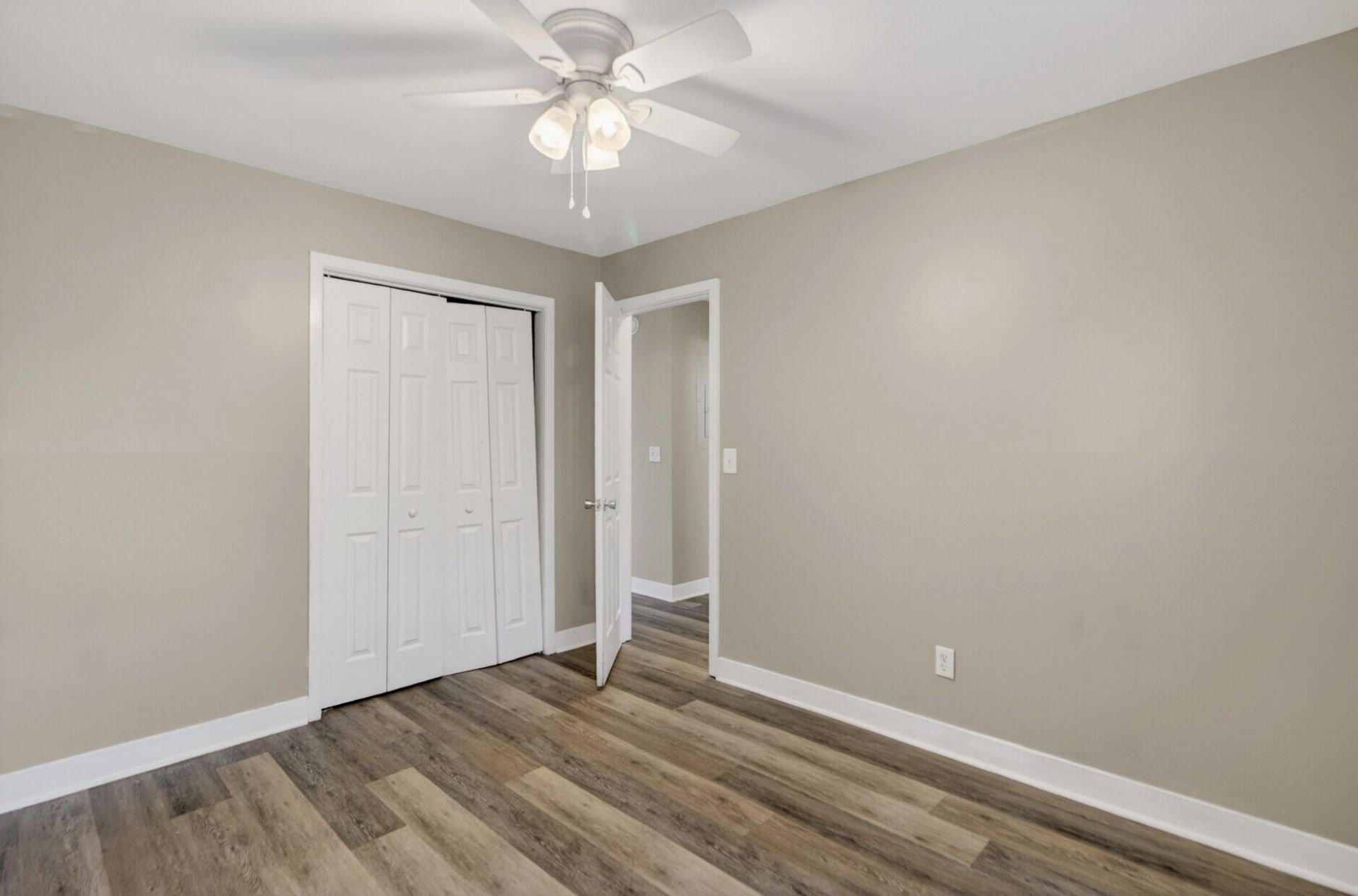 2011 Coldspring Drive Photo 19