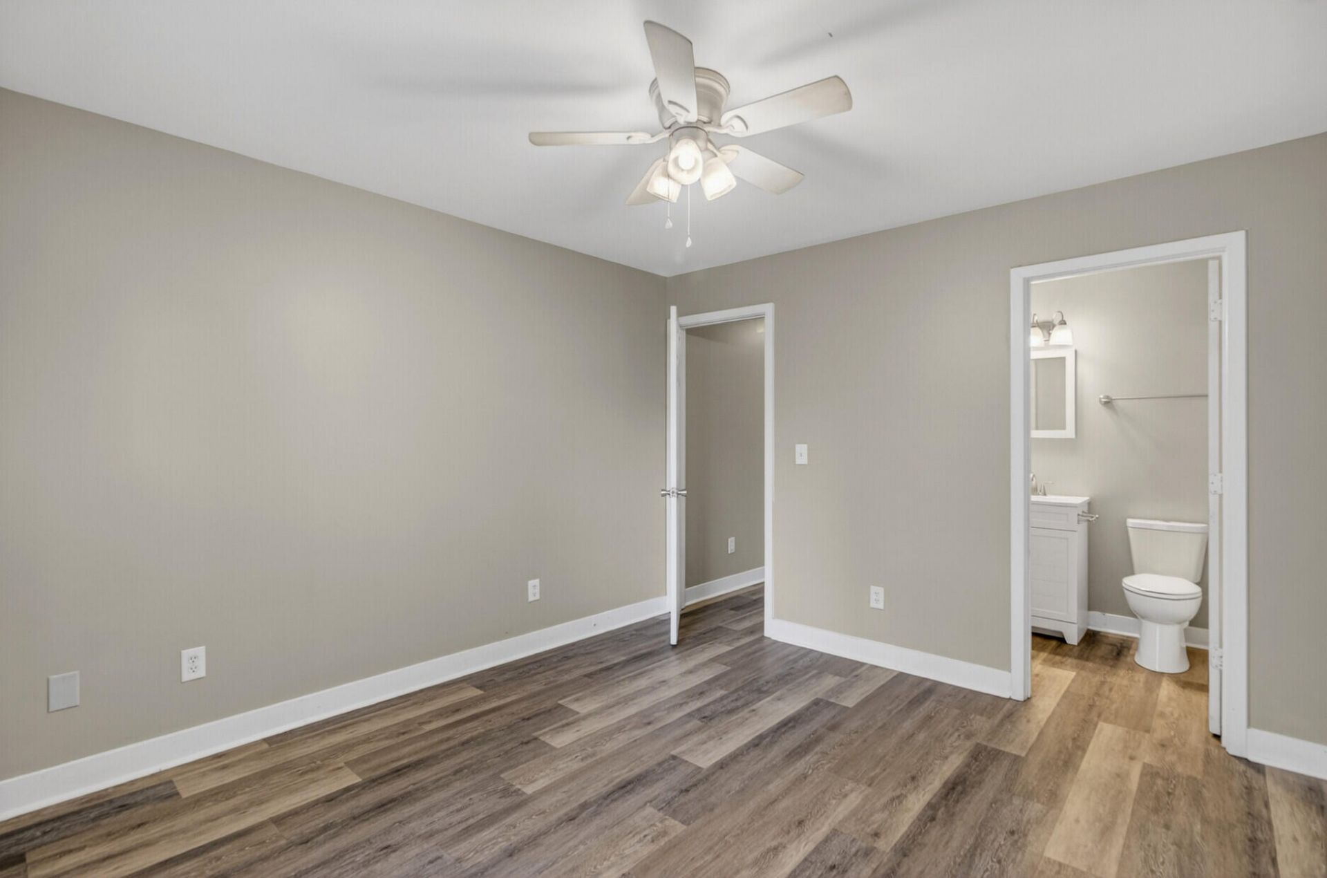 2011 Coldspring Drive Photo 24