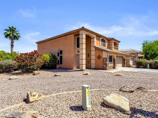15652 W CALAVAR Road, Surprise, AZ 85379