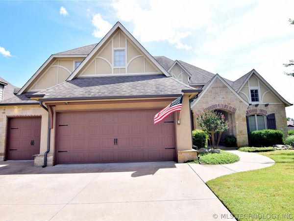 2404 E 140th Place, Jenks, OK 74008
