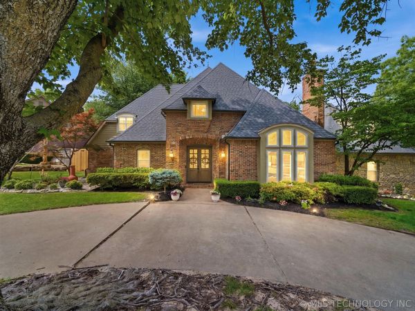 10202 S Knoxville Avenue , Tulsa, OK 74137