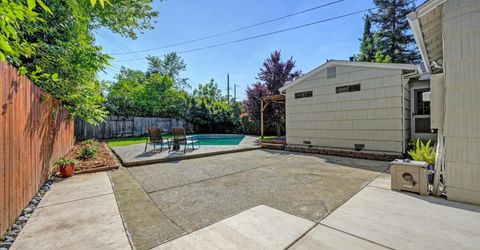 5712 Carlson Dr, Sacramento, CA 95819 Photo