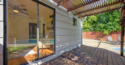 5712 Carlson Dr, Sacramento, CA 95819 Photo