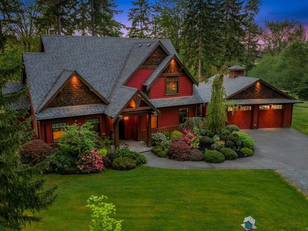 9520 Sarmma Rd, Black Creek, BC V9J 1Y9