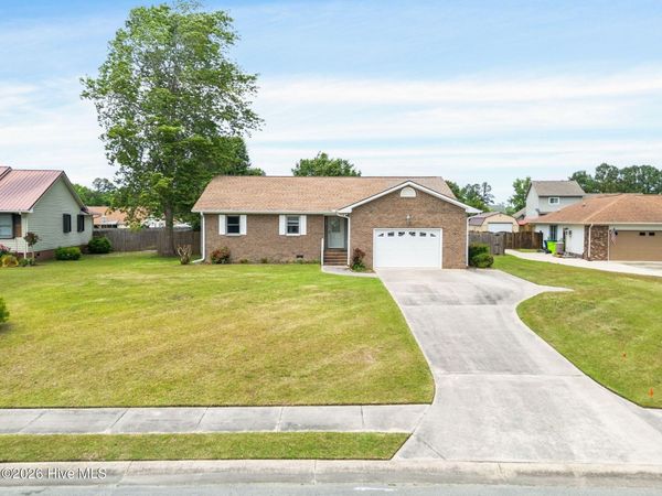 431 Foxhunt Lane , Havelock, NC 28532