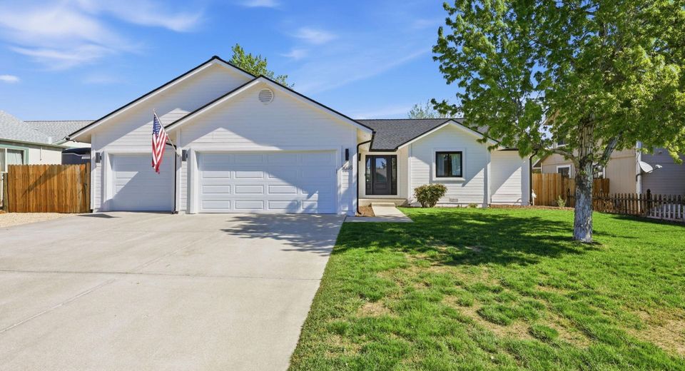 5565 Grasswood Drive, Sparks, NV 89436 Photo