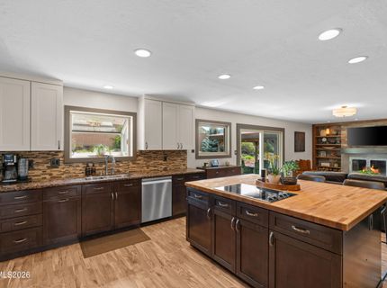 190 E Laramie Drive, Reno, NV 89521 Photo