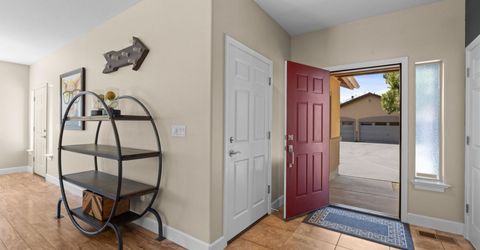 190 E Laramie Drive, Reno, NV 89521 Photo