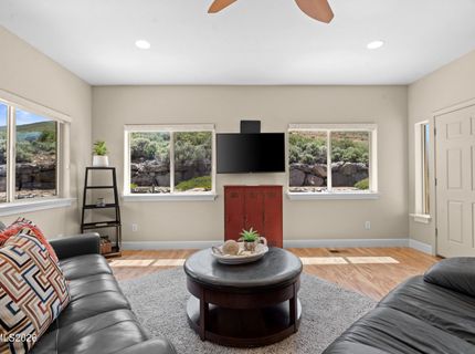190 E Laramie Drive, Reno, NV 89521 Photo