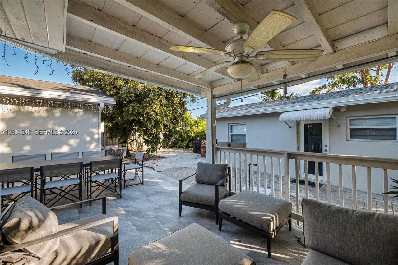 1946 SW 20th St , Unit 1946, Miami, FL 33145 Photo