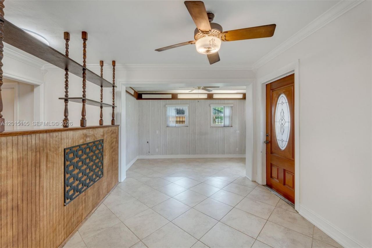 2674 W 8th Ct, Hialeah, FL 33010 Photo