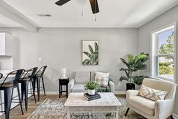 106 Fripp Lane photo 4