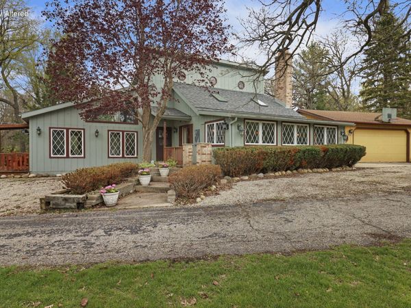 N7307 Mariner Hills Cir, La Grange, WI 53121