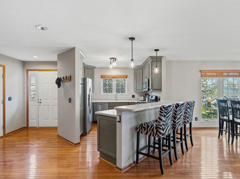 Main Photo