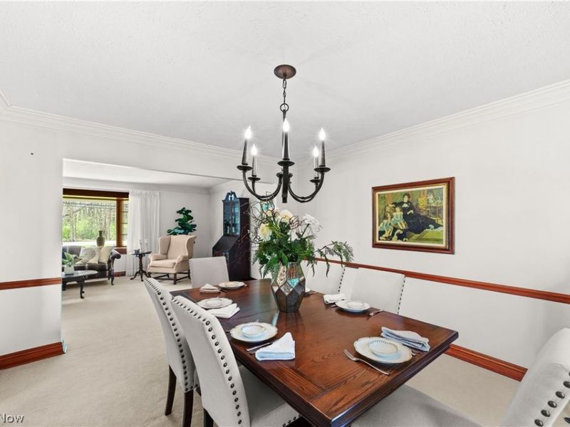 8730 Bainbridge Road, Chagrin Falls, OH 44023 Photo 7