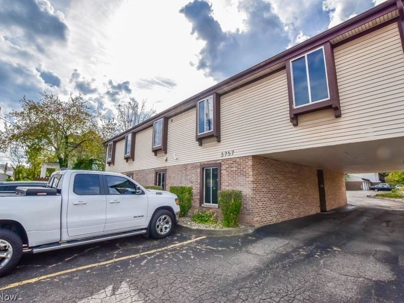 3757 Cleveland Avenue NW, Unit 204, Canton, OH 44709 Photo 11