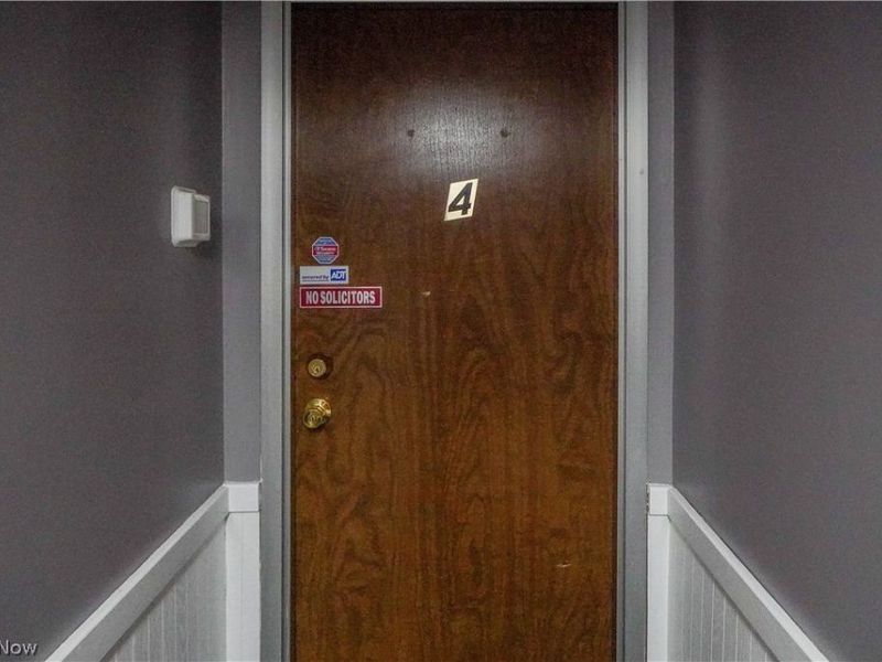 3757 Cleveland Avenue NW, Unit 204, Canton, OH 44709 Photo 3