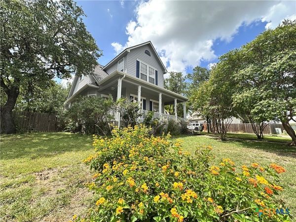 2050 Lisa Lane , San Marcos, TX 78666