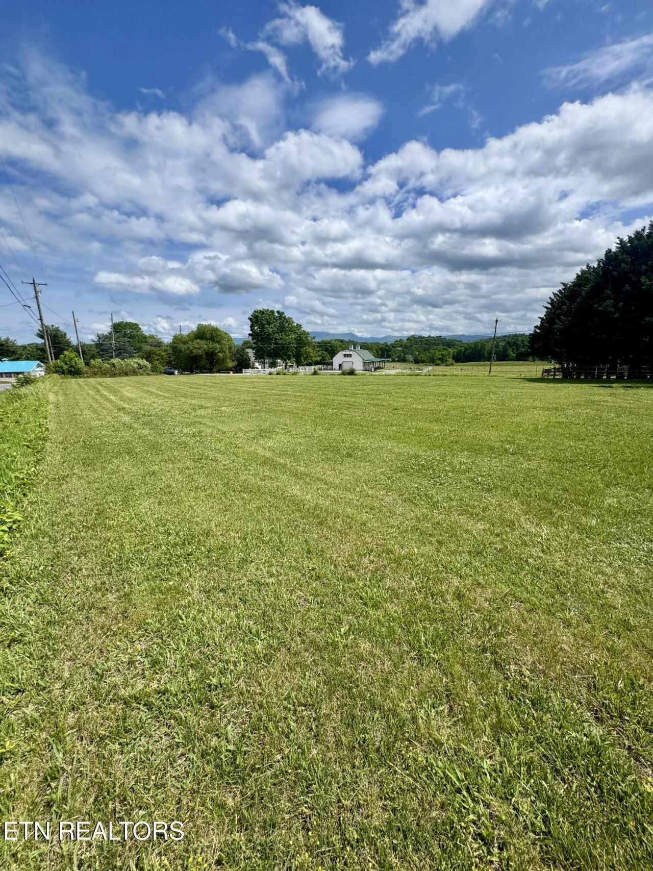 Highway 139, Dandridge, TN 37725 Main Photo