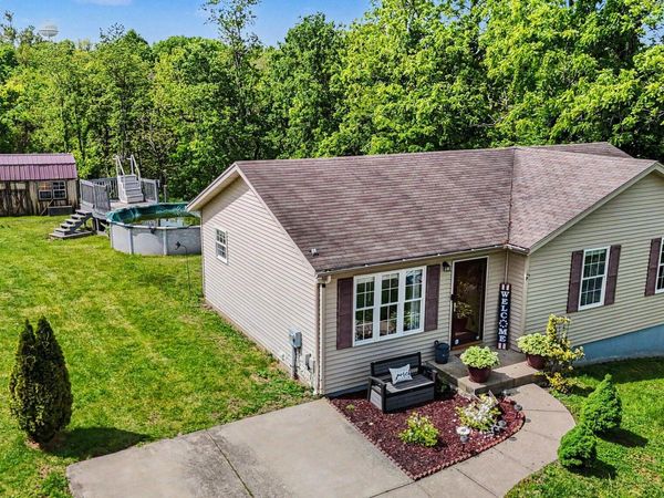 126 High Street, Unit B, Williamstown, KY 41097
