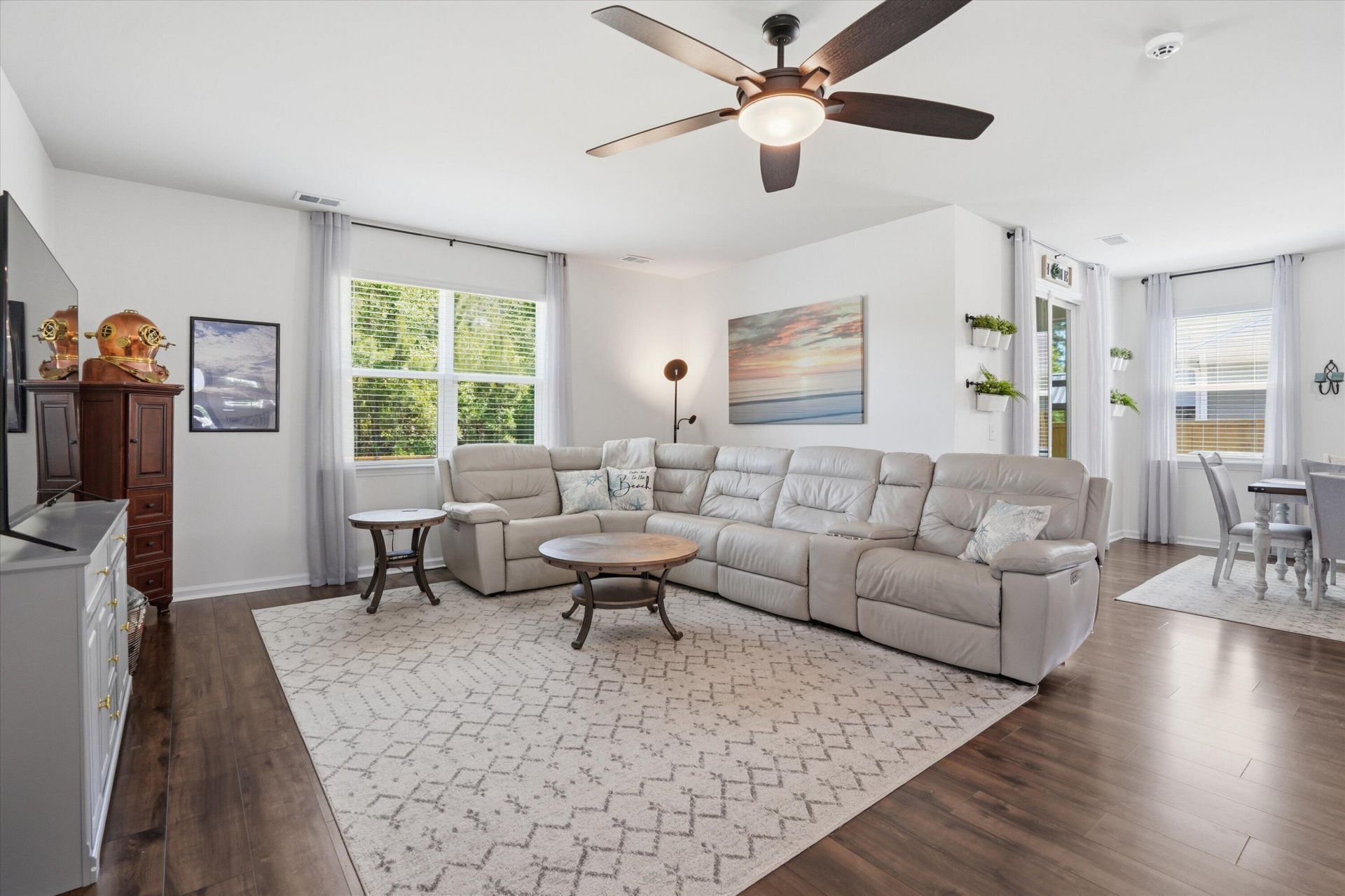 237 Celestial Boulevard Photo 15