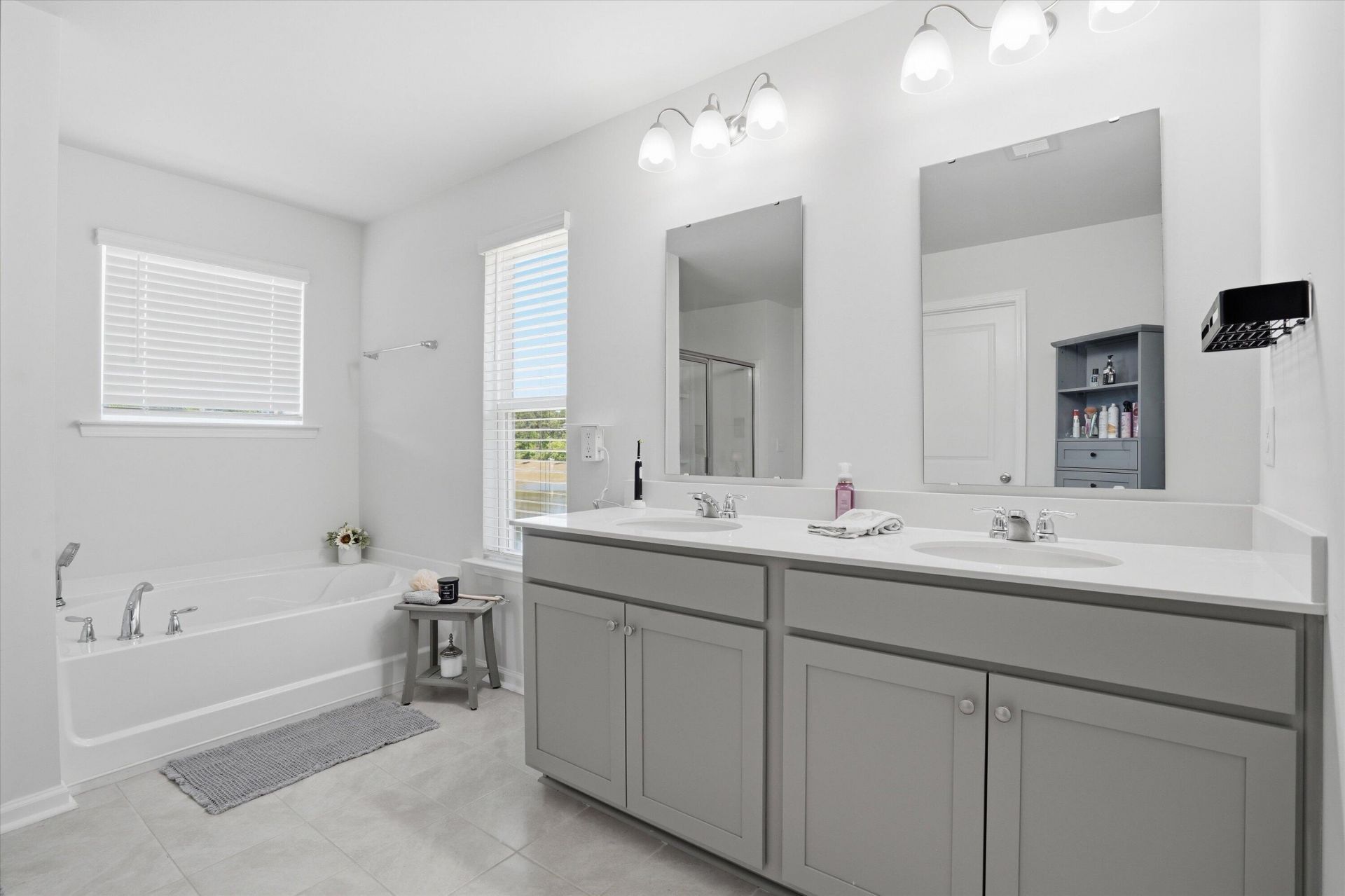 237 Celestial Boulevard Photo 25