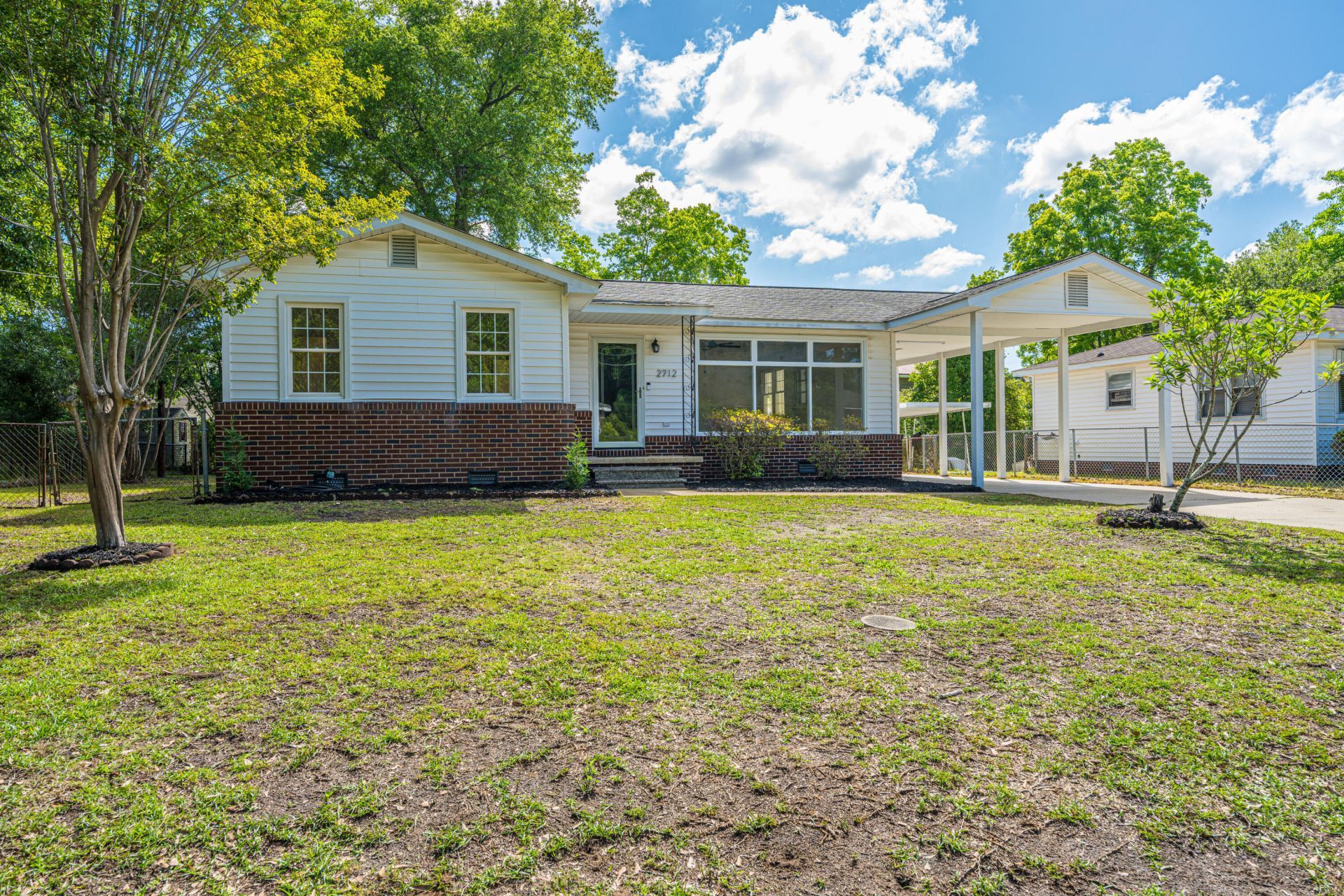 2712 Clarkin Avenue North Charleston, SC 29405