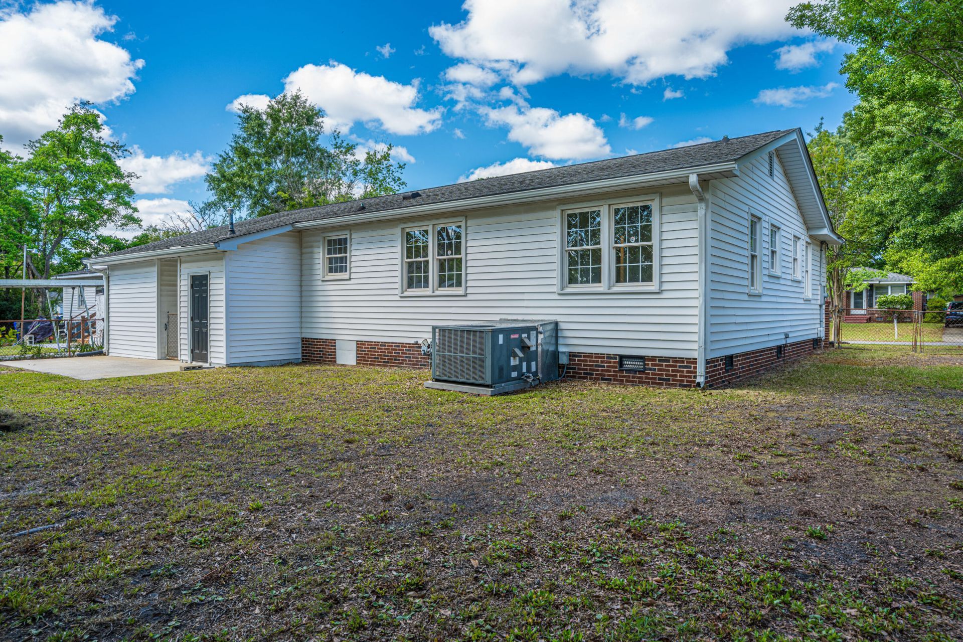 2712 Clarkin Avenue Photo 28