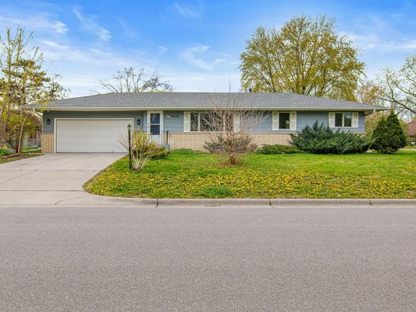 8033 Georgia Avenue N, Brooklyn Park, MN 55445
