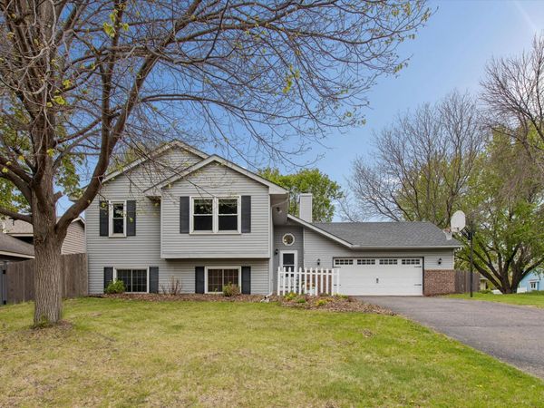13916 York Avenue S, Burnsville, MN 55337
