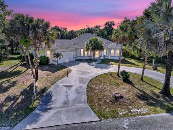 519 Prospect AVE , LEHIGH ACRES, FL 33972