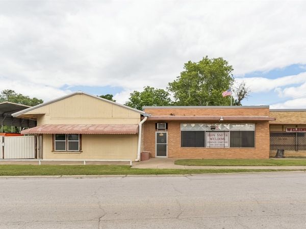 6203 E Tecumseh Street , Tulsa, OK 74115