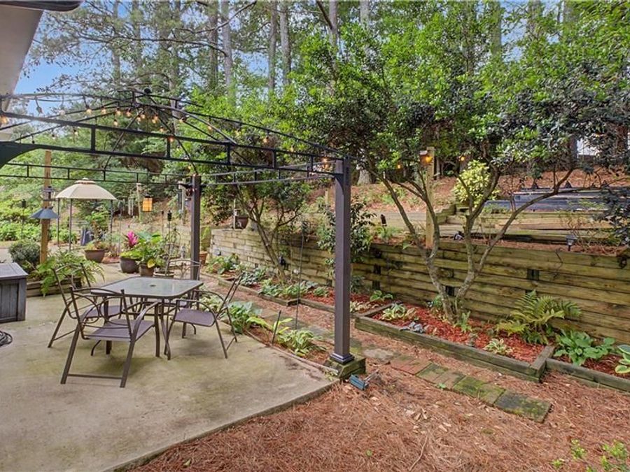 Property Image 37
