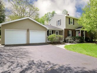 9 Patroon Place Glenmont, NY 12077