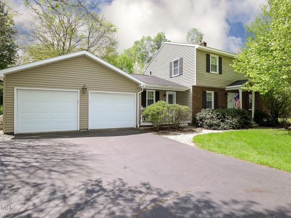 9 Patroon Place, Glenmont, NY 12077