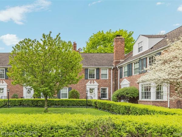 16904 Saint Paul Street, Grosse Pointe, MI 48230