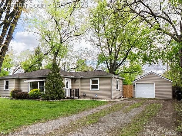21514 Wheeler Street , Farmington Hills, MI 48336