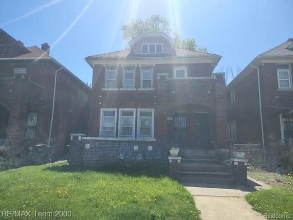 4237 W Grand Street , Detroit, MI 48238