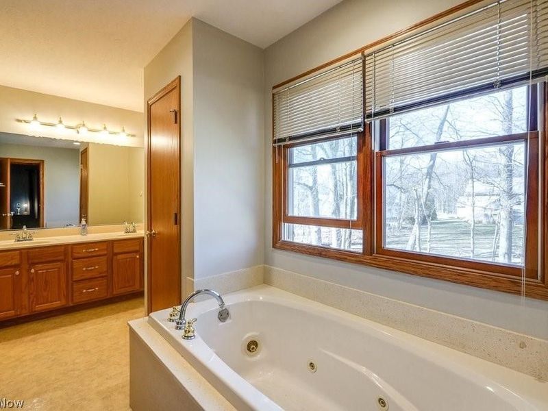 1467 Summer Wood Lane, Uniontown, OH 44685 Photo 25