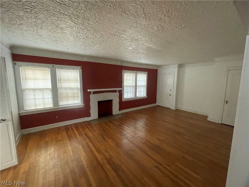 18323 Newell Road, Shaker Heights, OH 44122 Photo 2