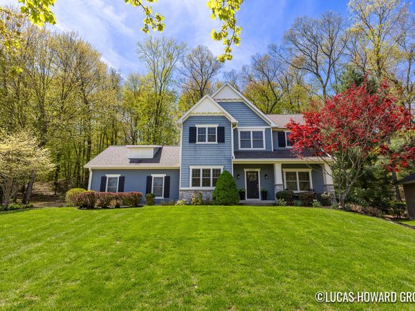 4667 Sundial Drive NE, Grand Rapids, MI 49525