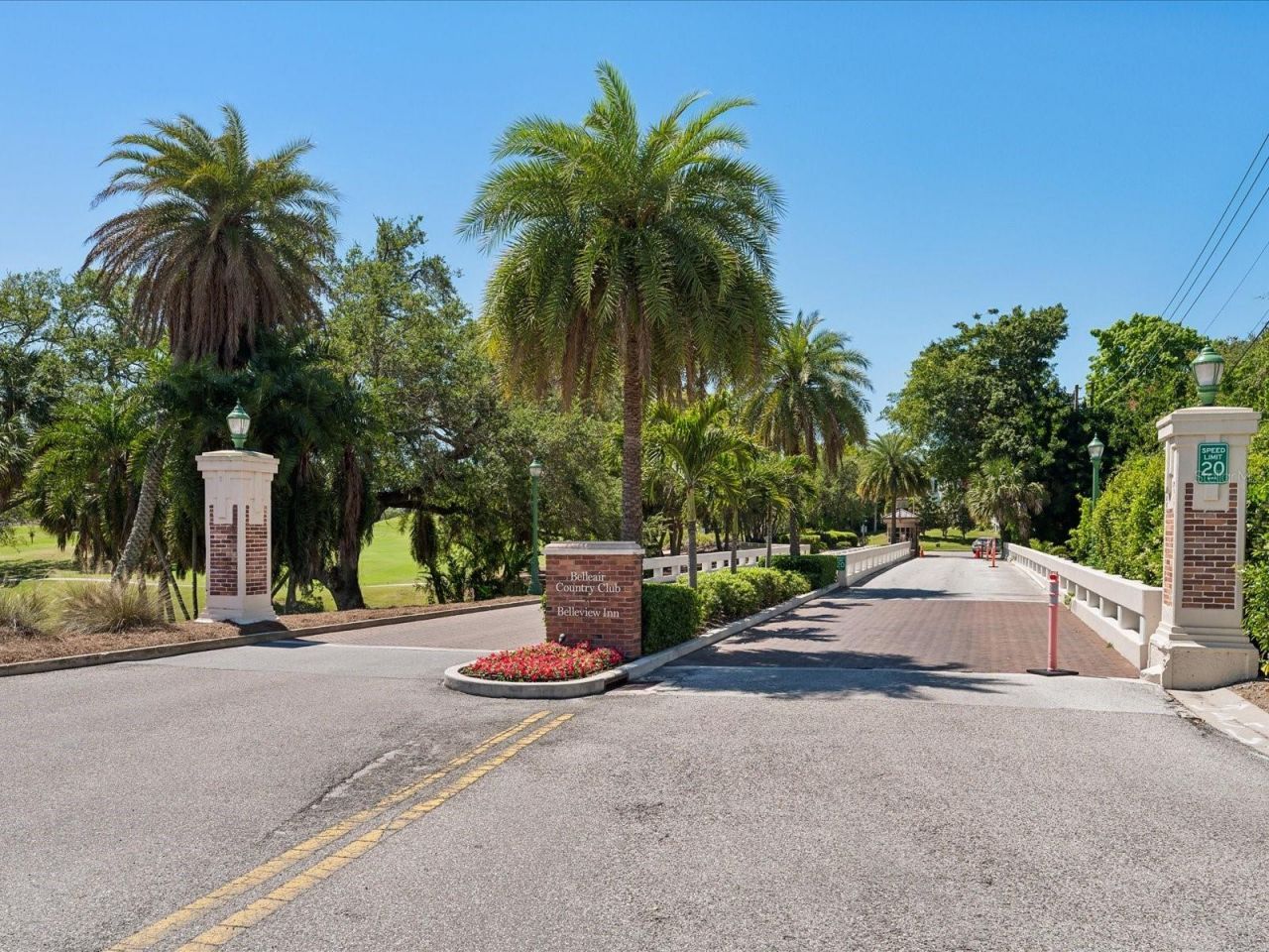 433 St Andrews Drive, Belleair, FL 33756 Photo