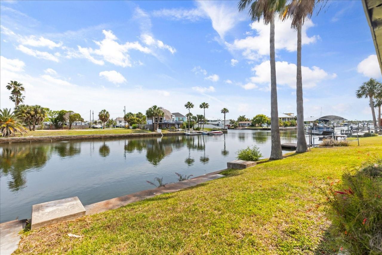 3435 Gulf Coast Drive , Hernando Beach, FL 34607 Photo