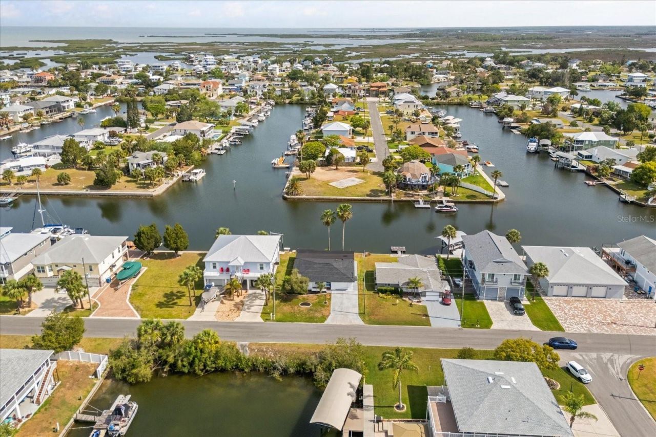 3435 Gulf Coast Drive , Hernando Beach, FL 34607 Photo